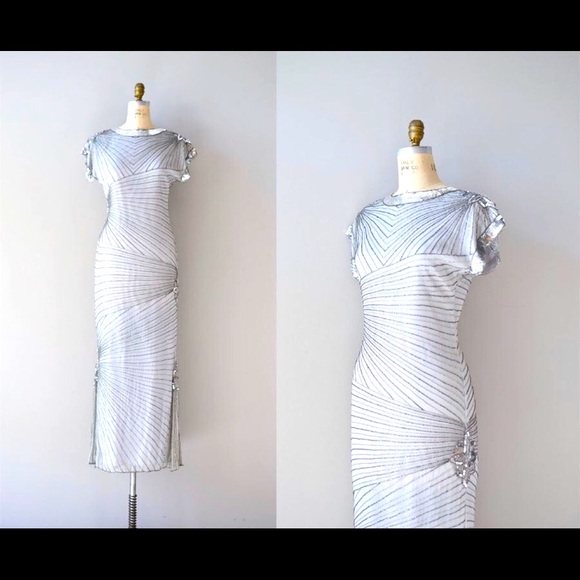 Vintage Deco Sequined Silver Dress - Picture 2 of 7